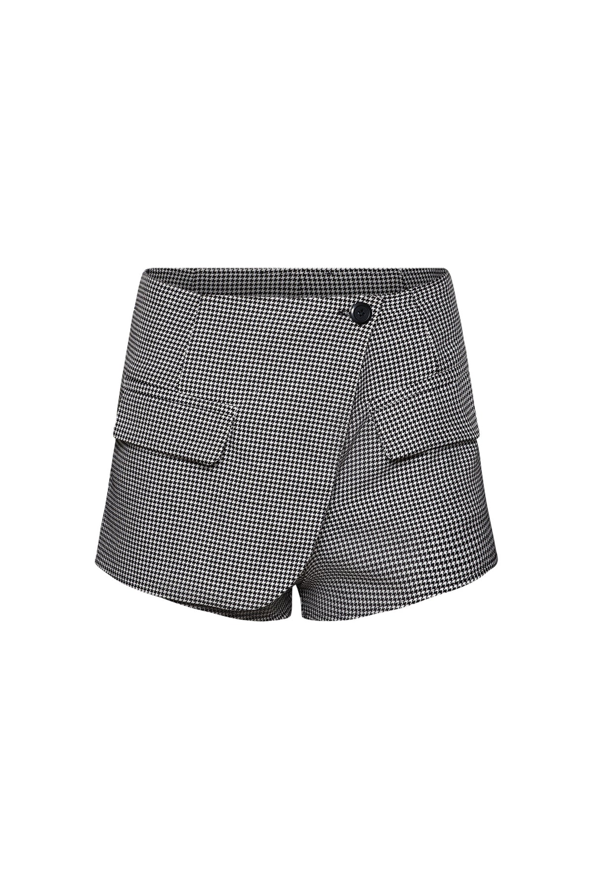 Emma Shorts In Black and White Houndstooth
